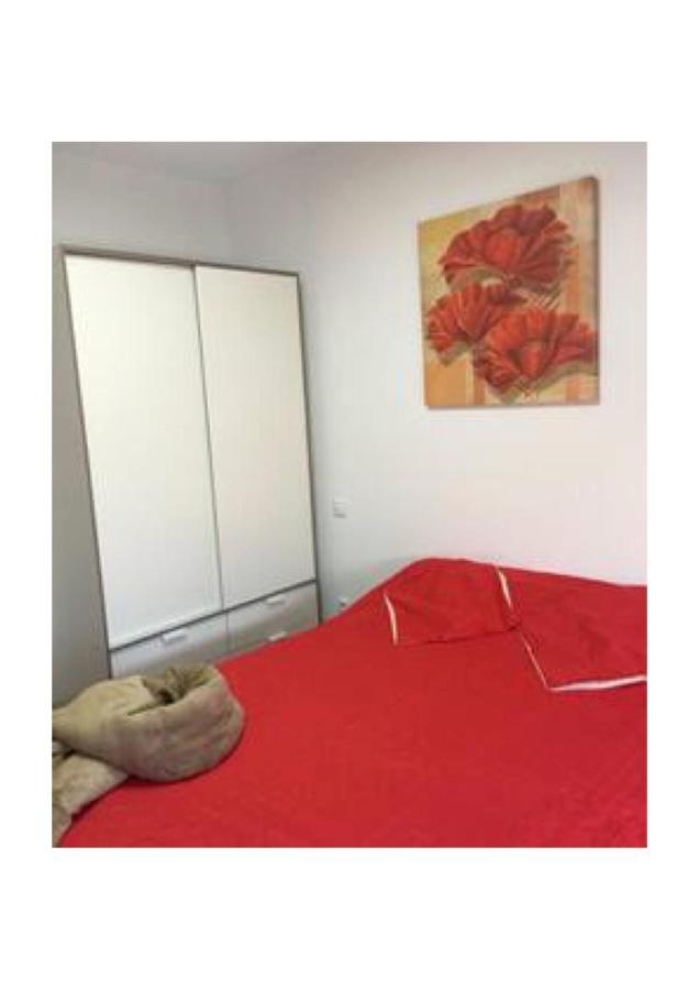 Apartamentos Cerca Del Aeropuerto 잉헤니오 외부 사진