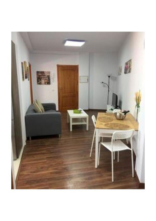 Apartamentos Cerca Del Aeropuerto 잉헤니오 외부 사진