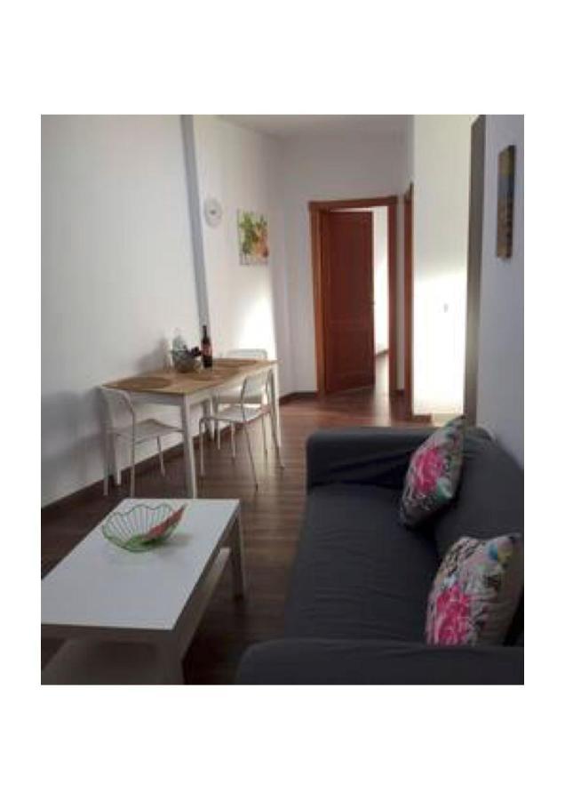 Apartamentos Cerca Del Aeropuerto 잉헤니오 외부 사진